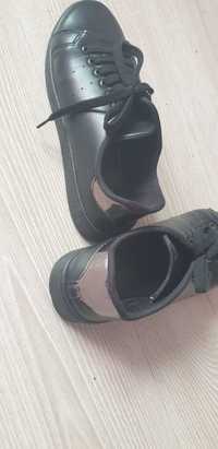 Pantofi dama culoare negru nr 39