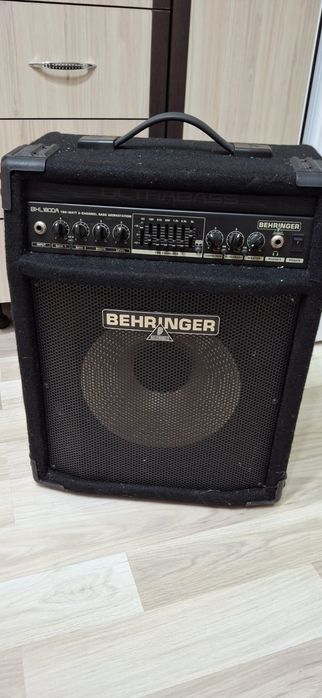 Усилвател BEHRINGER 180W