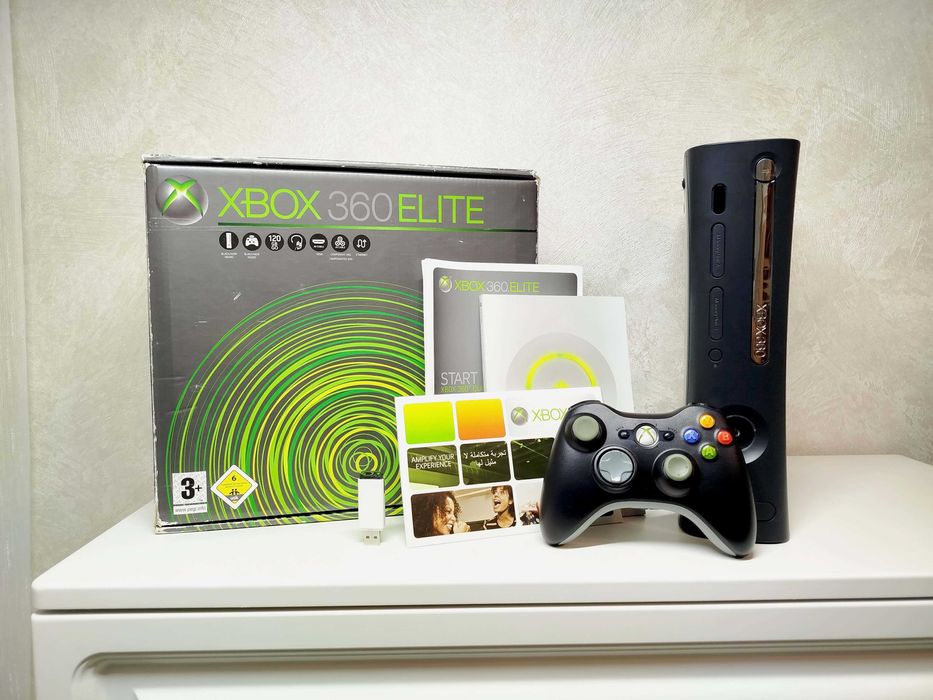 XBOX 360 ELITE с коробкой