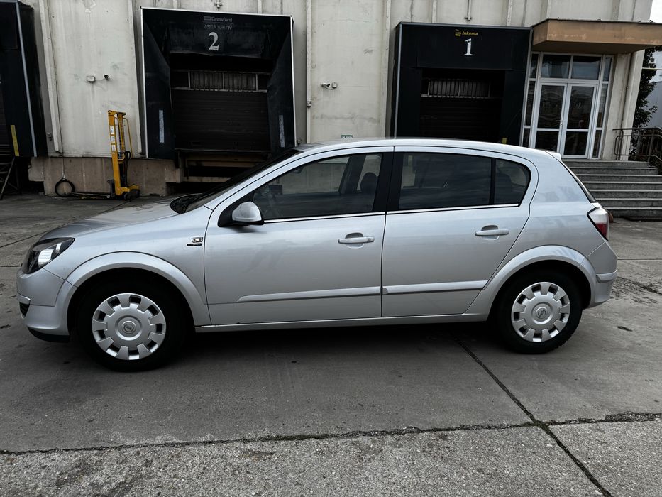 Opel Astra  1.6 benzina