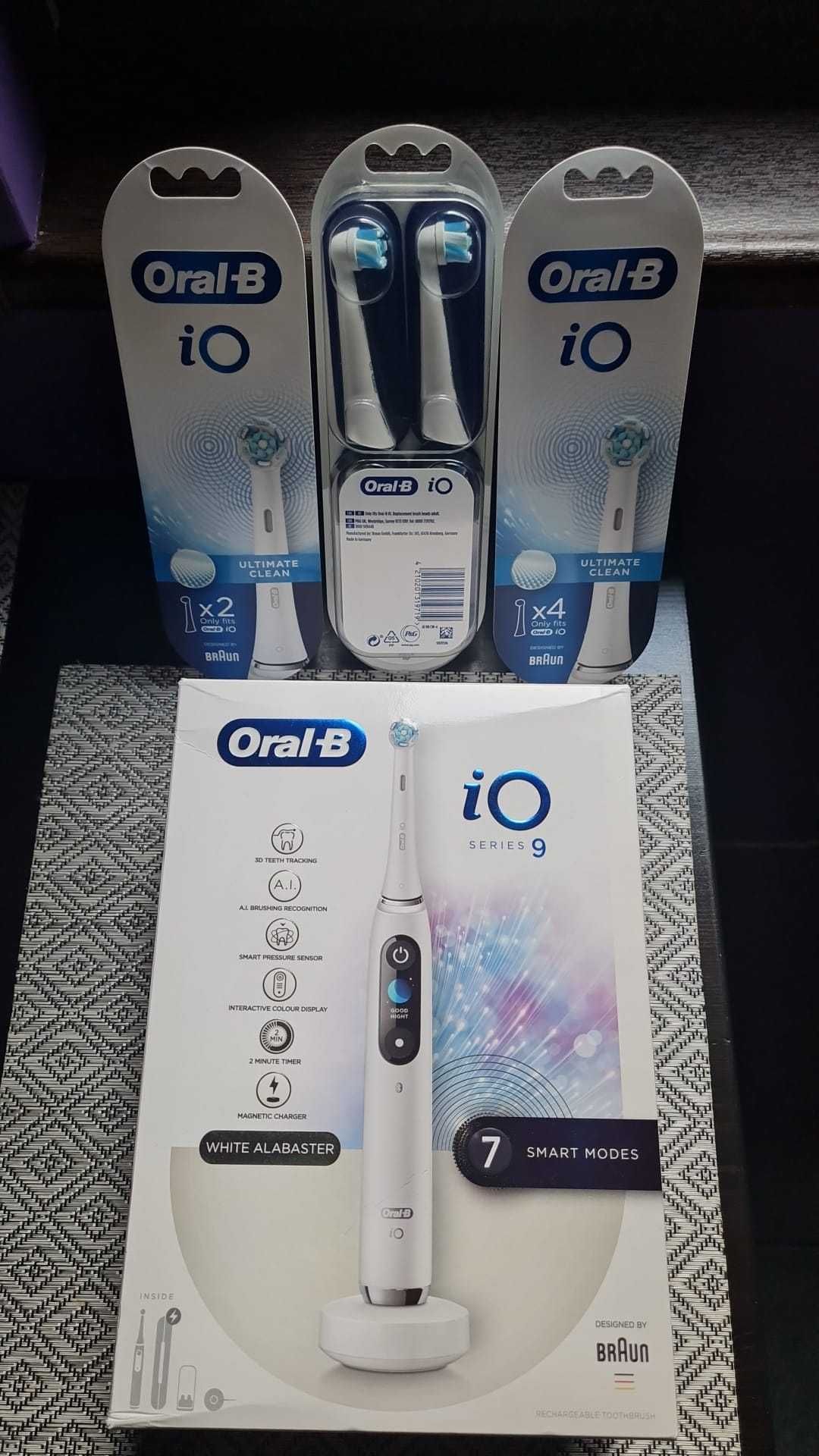 Електрическа четка за зъби Oral B iO9 Бяла алабастър,зареждащ се калъф