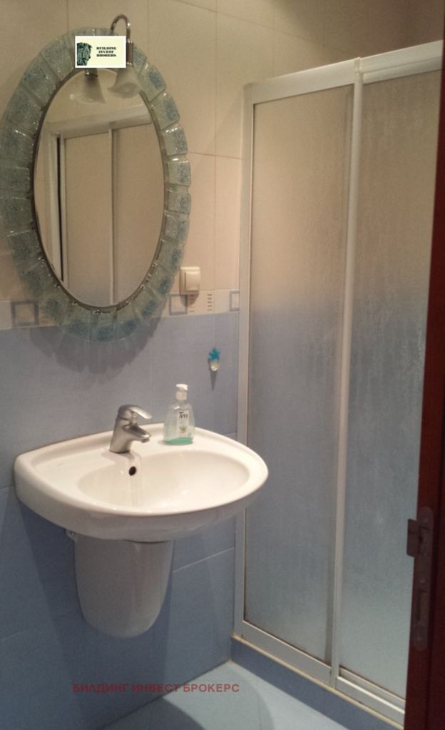 Дава се под наем Тристаен апартамент в София, Лозенец - 100 кв.м за 816 € - Снимка #11