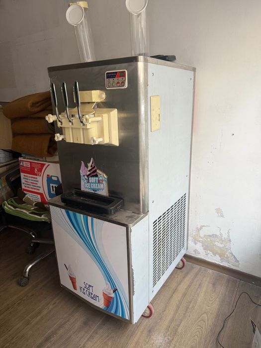Машина за сладолед / професионална