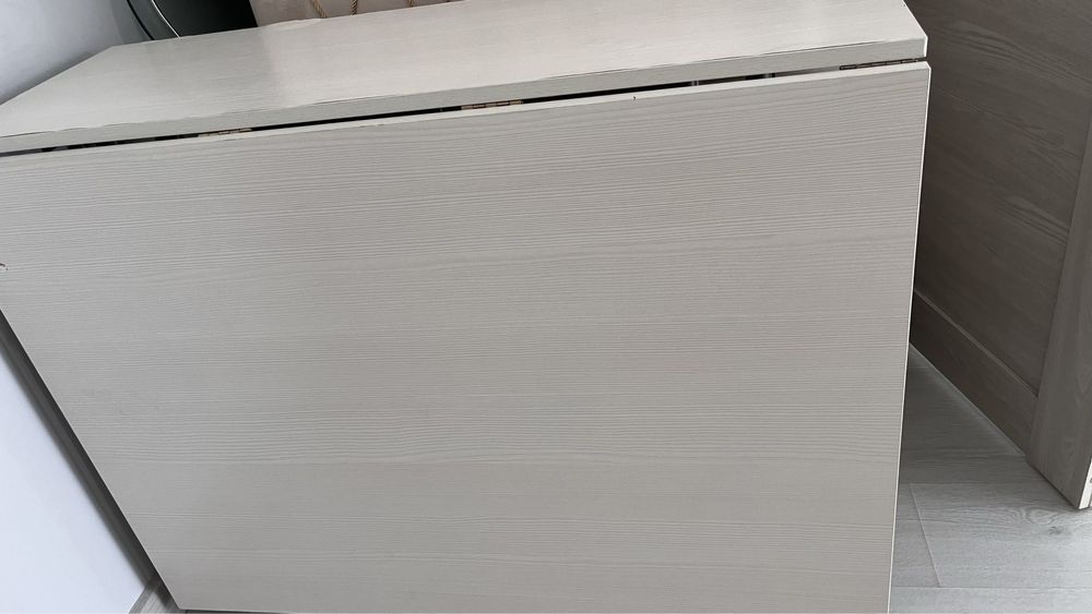 3метр стол сатамын! Почти новый