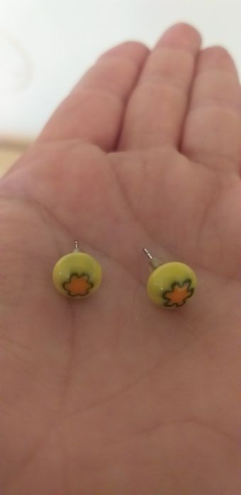 Обеци цветчета