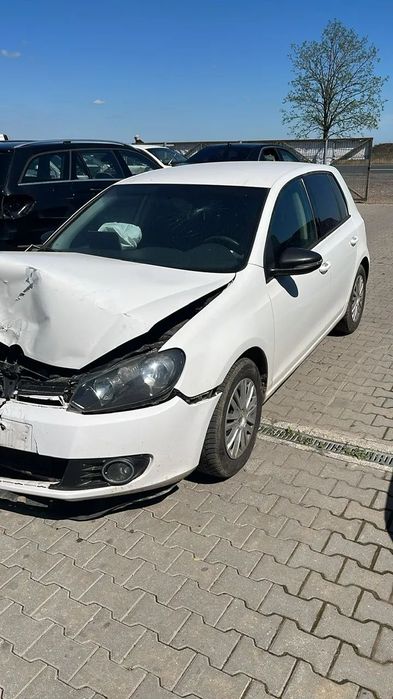 Dezmembram Volkswagen Golf 6 1.6 TDI an fabr. 2012