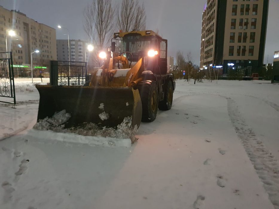 Погрузчик 2 куб продам