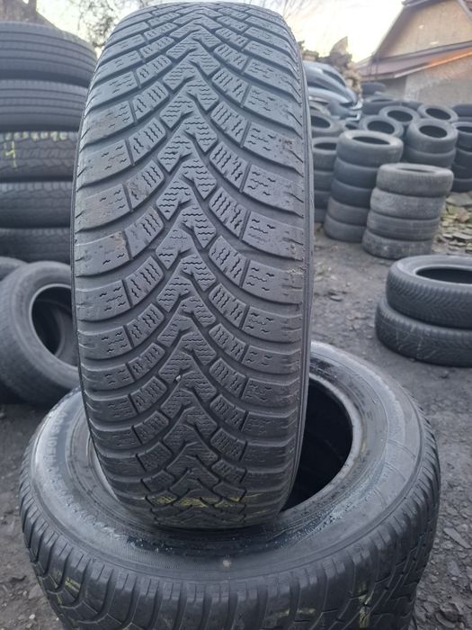 Vand 1 sau 2 sau set 4 anvelope 215 65 17 falken iarna