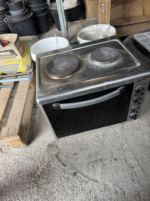 Фурна със котлони 30лв