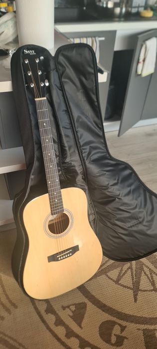 Chitara acustica marca Sant model AC-84 NA