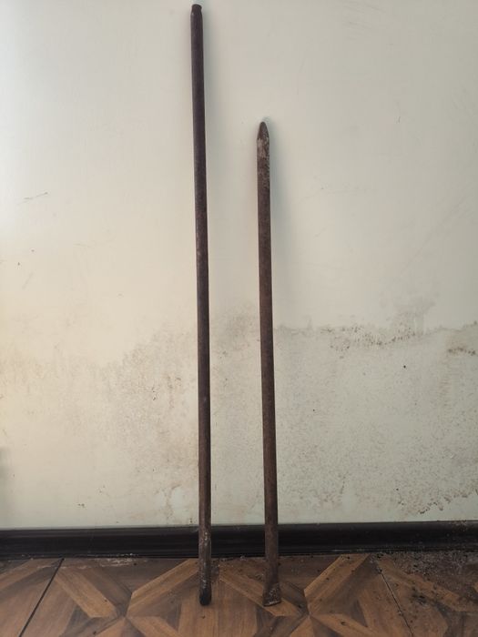 Лом строительный .