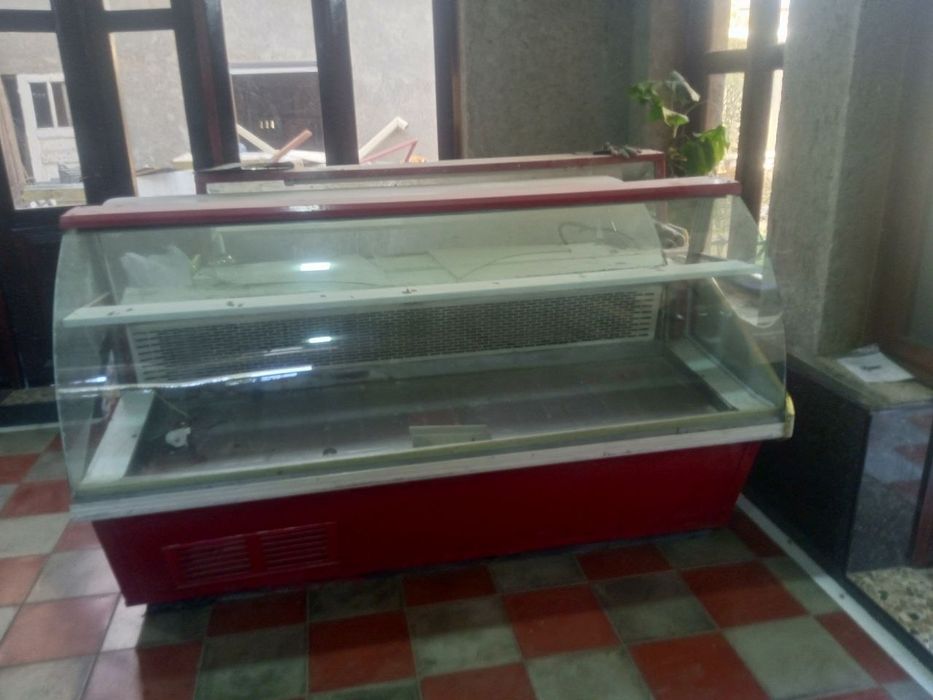 Xolodilnik karobka sotiladi