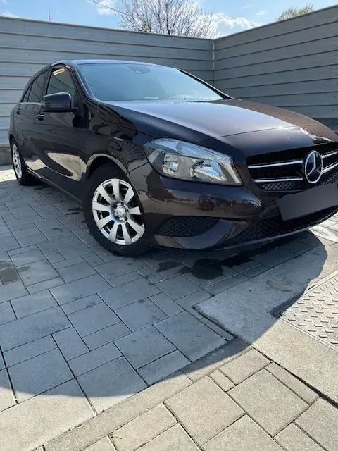 Mercedes-Benz A 4 MATIC 7G Tronic 2,2 DIESEL 134CP Climatronic