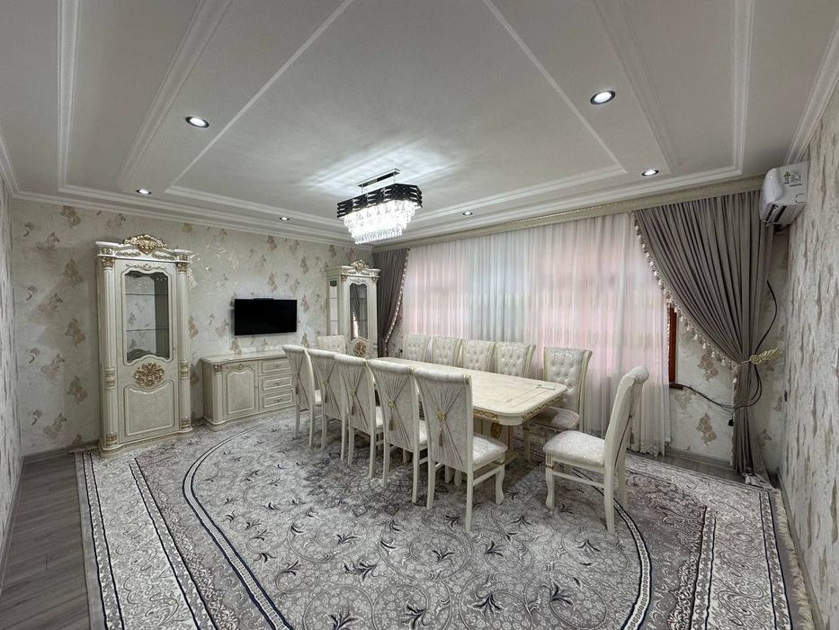 Квартира в районе Гагарина в ремонтом заходи и живи.