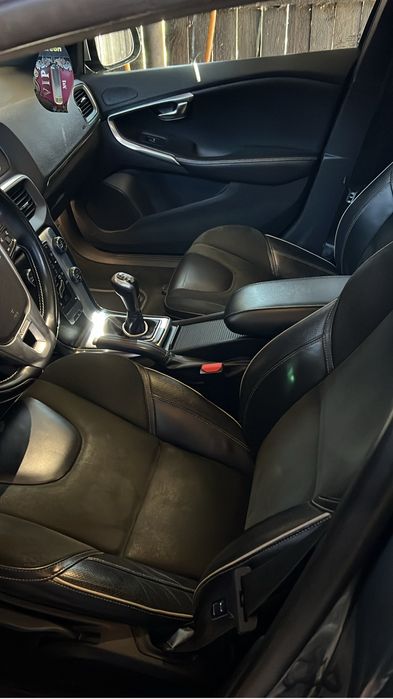 Volvo v40 2.0 diesel