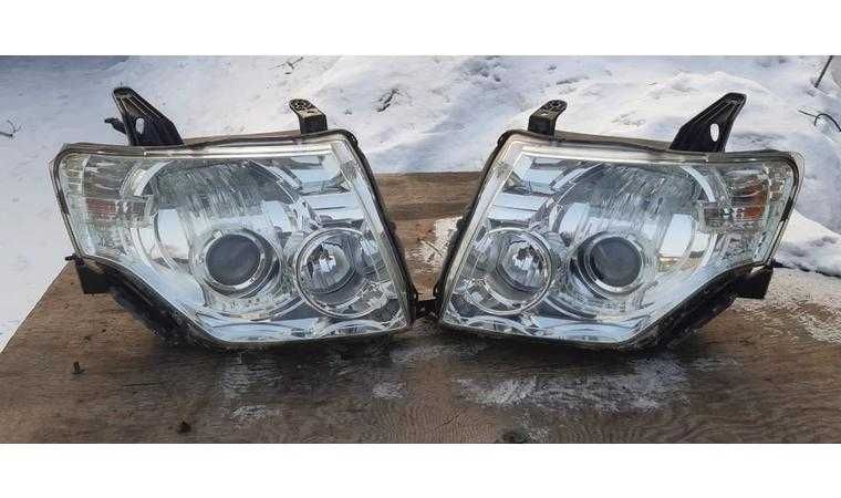 Фара на Митсубиши Паджеро 4 (07-13) Pajero 4 (07-13)