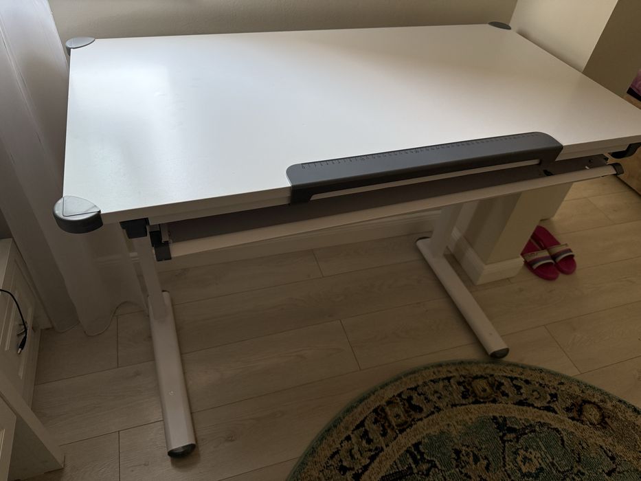 Birou nou garantie 3 ani