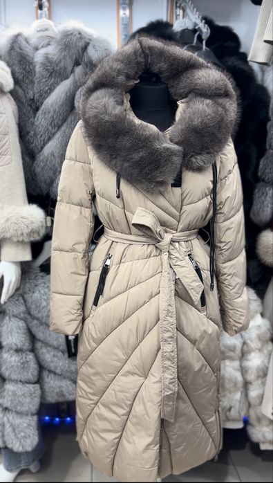 Geaca cu blana detasabila