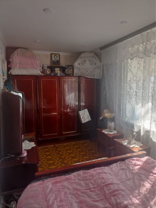 Продам 2 комнатную квартиру КСК