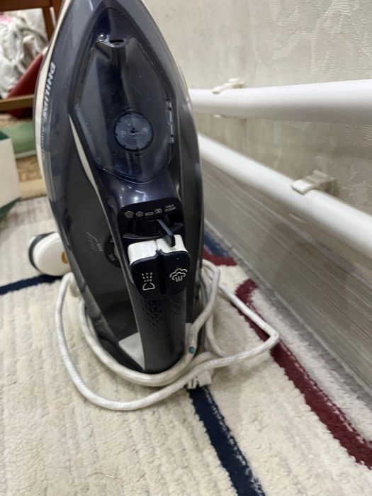 Утюг продается срочно