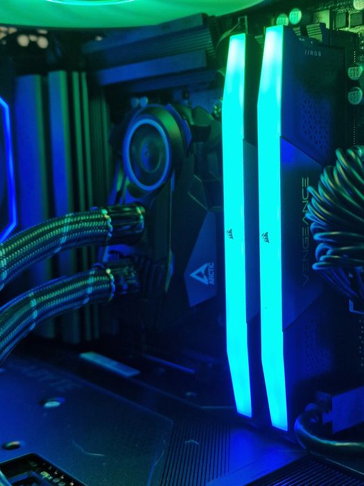 PC Gaming 9800X3D, RX 9070, 32gb, ssd 1TB
