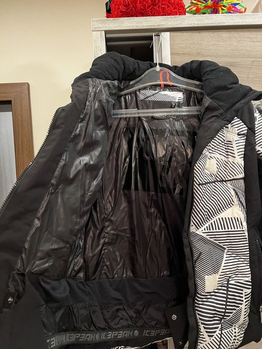 Дамско скиорско яке Icepeak