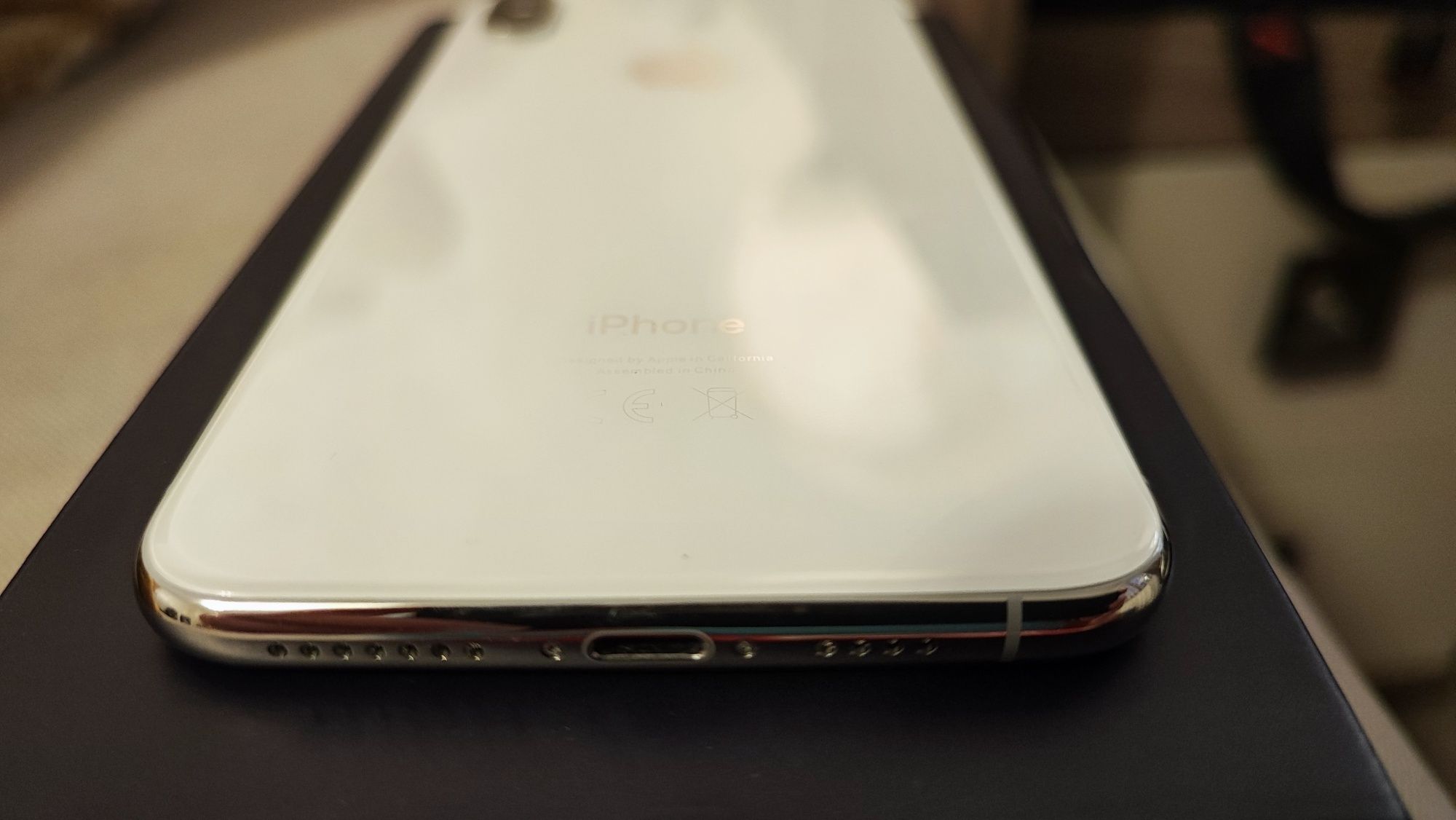 Iphone XS Max, 64 Gb, impecabil, ca nou, baterie 100%, garantie