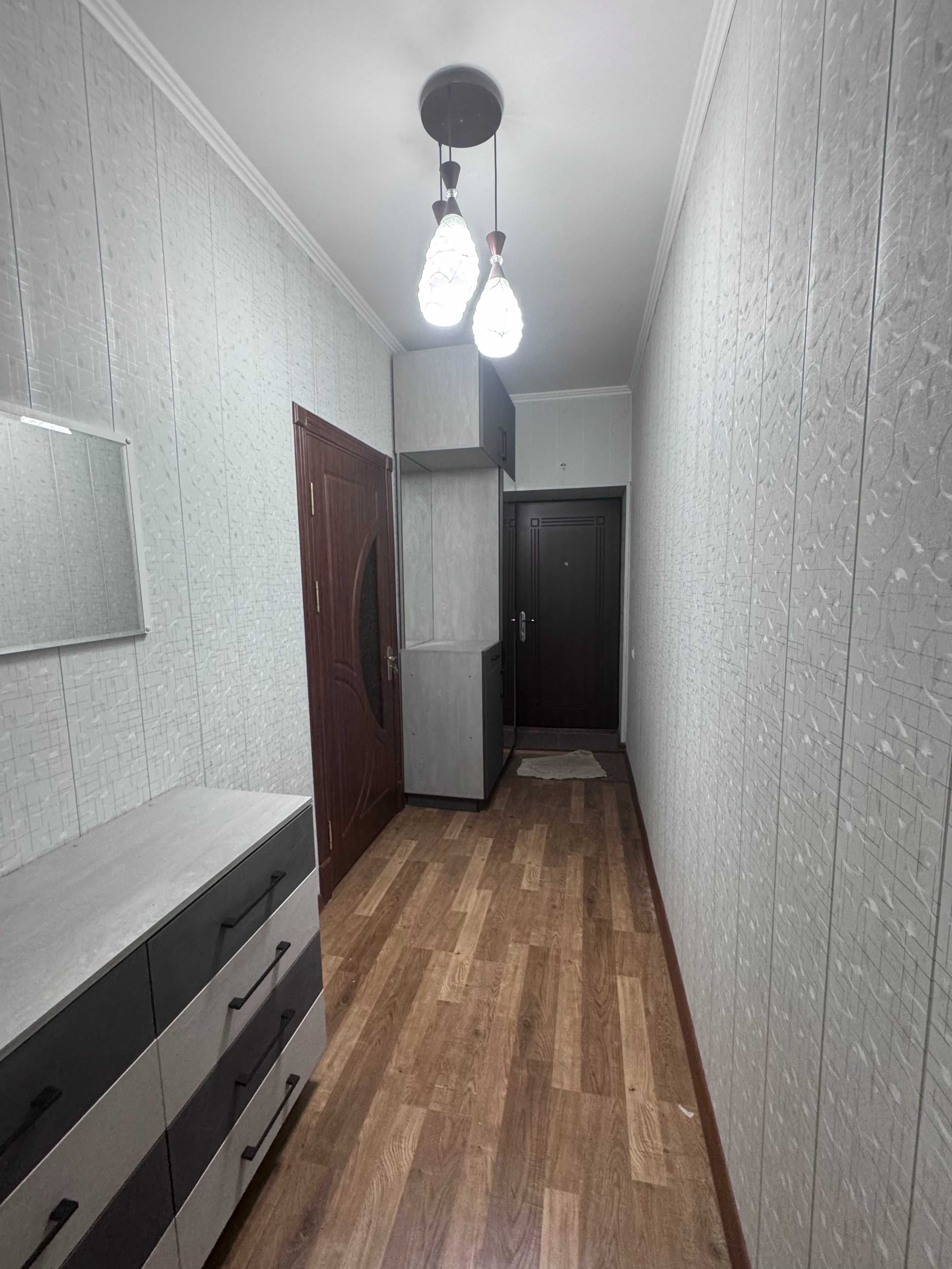 Квартира на м.Ойбек, ул.Мирабад, 2/3/3, 60м2, ремонт, мебель, балконы