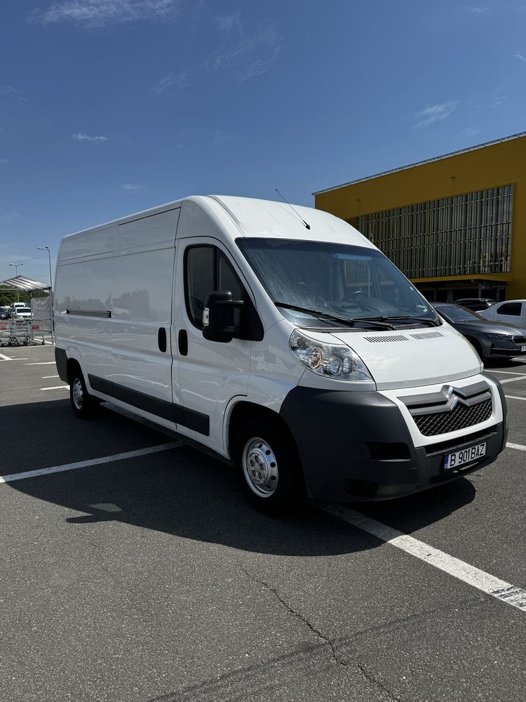 Inchiriez duba / autoutilitara 3.5T se conduce cu B, 250 Ron / zi