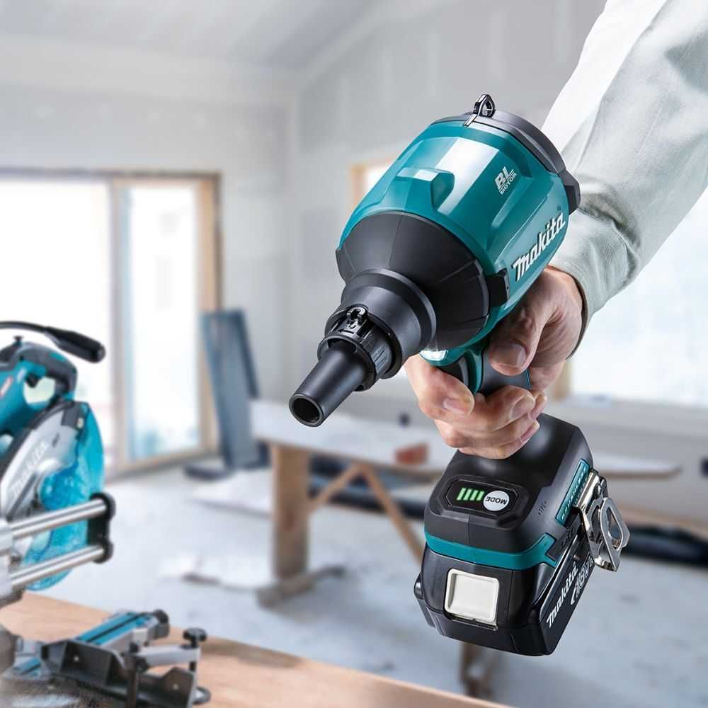 Промоция!Акумулаторен пистолет въздуходувка DAS180Z 18 V Makita