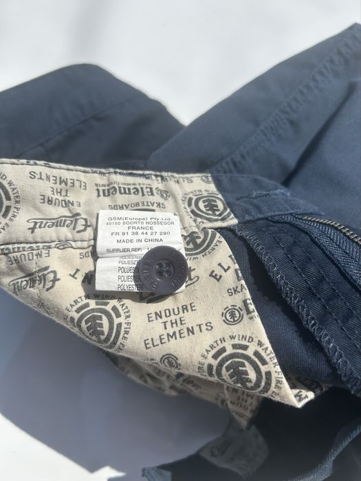 Pantaloni scurti Element marime 30