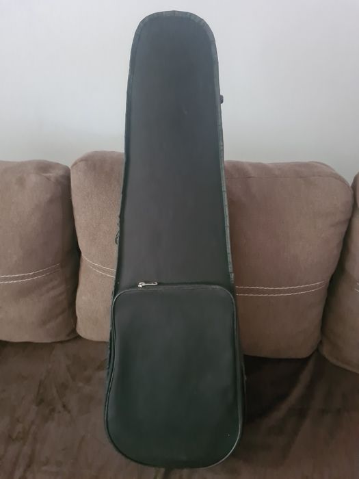 Violă 4/4 cu fixuri, cutie, arcuș, sacâz