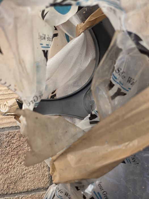 Нова предна броня за Мерцедес W211