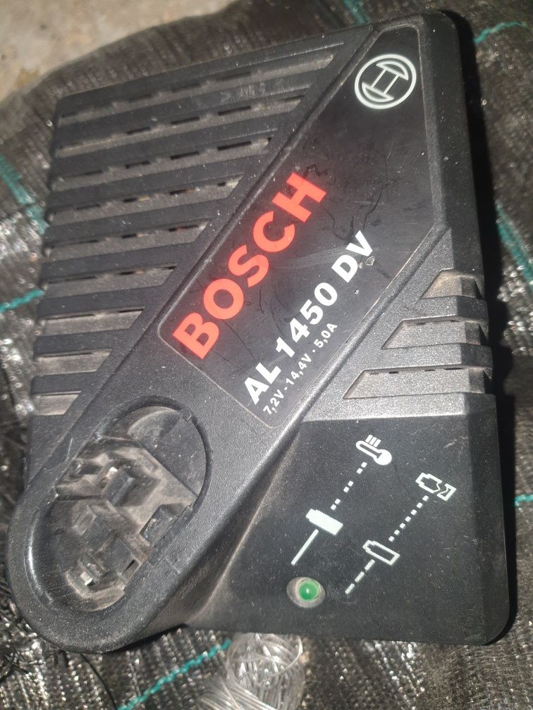 Incarcator baterie Bosch AL 1450 DV Bosch 7,2V, 14,4V, 5,0AA