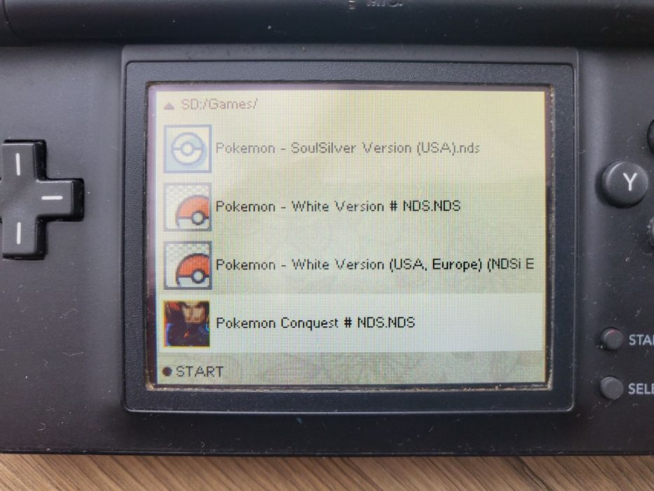 Nintendo DS Lite + 214 Игри
