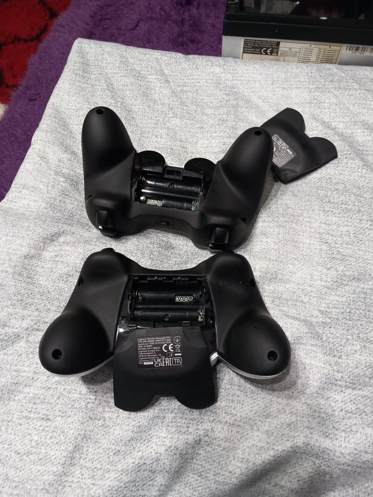Gamepad wireless Logitech F710, argintiu