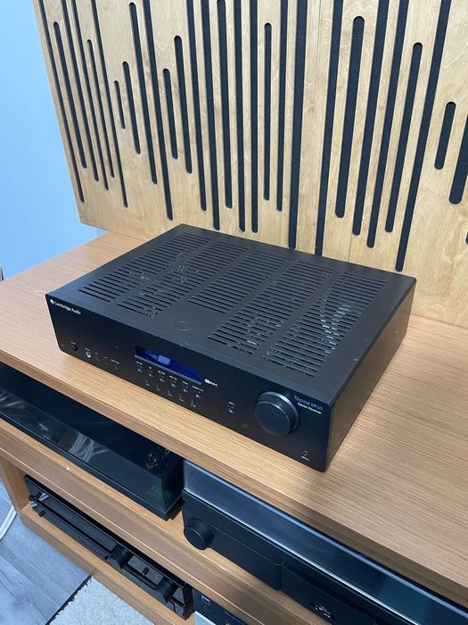 Cambridge audio topaz sr10