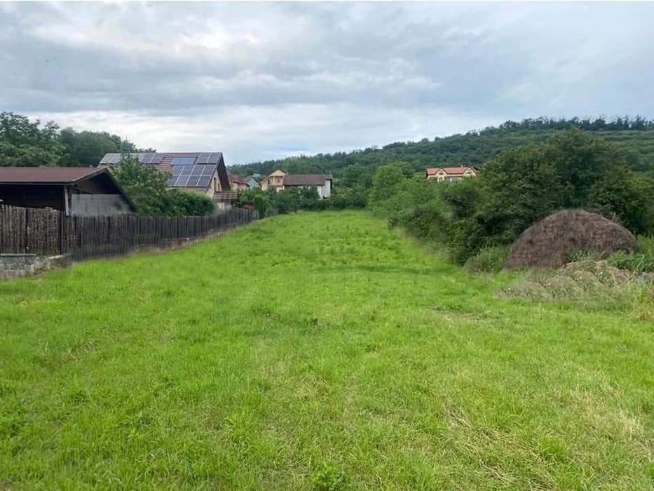 PROPRIETAR vand teren intravilan pentru casa in localitatea Bardesti
