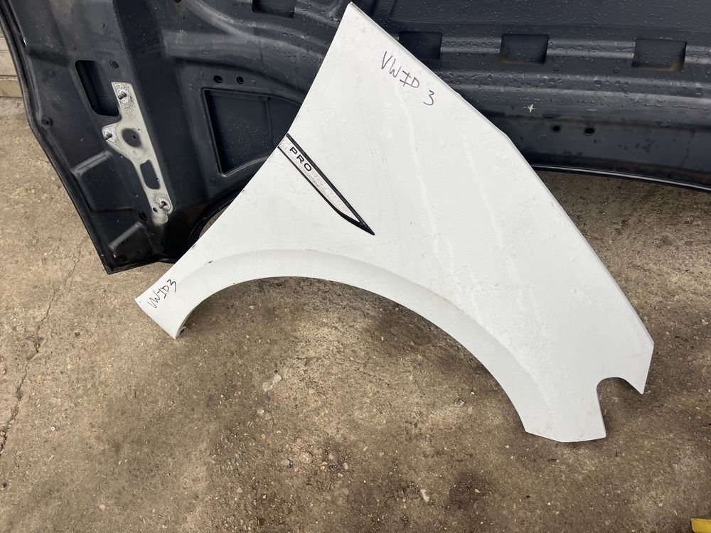 Калник Volkswagen ID 3 десен