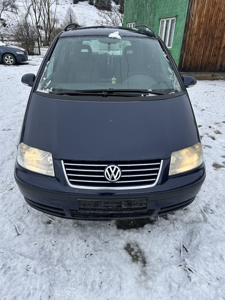 Dezmembrez Volkswagen Sharan 2006 facelift 1.9TDI