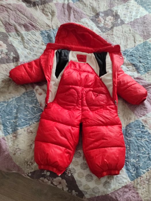 Продаётся детский зимний комбинезон