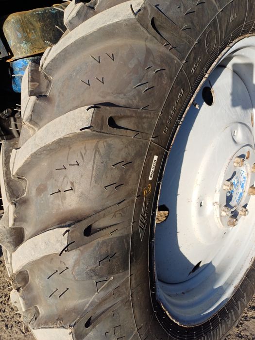 Belarus MTZ-80X Sotiladi