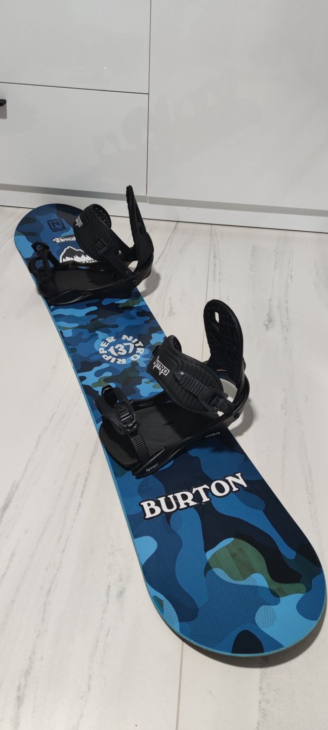 Placa snowboard Nitro 137 + legături Nitro