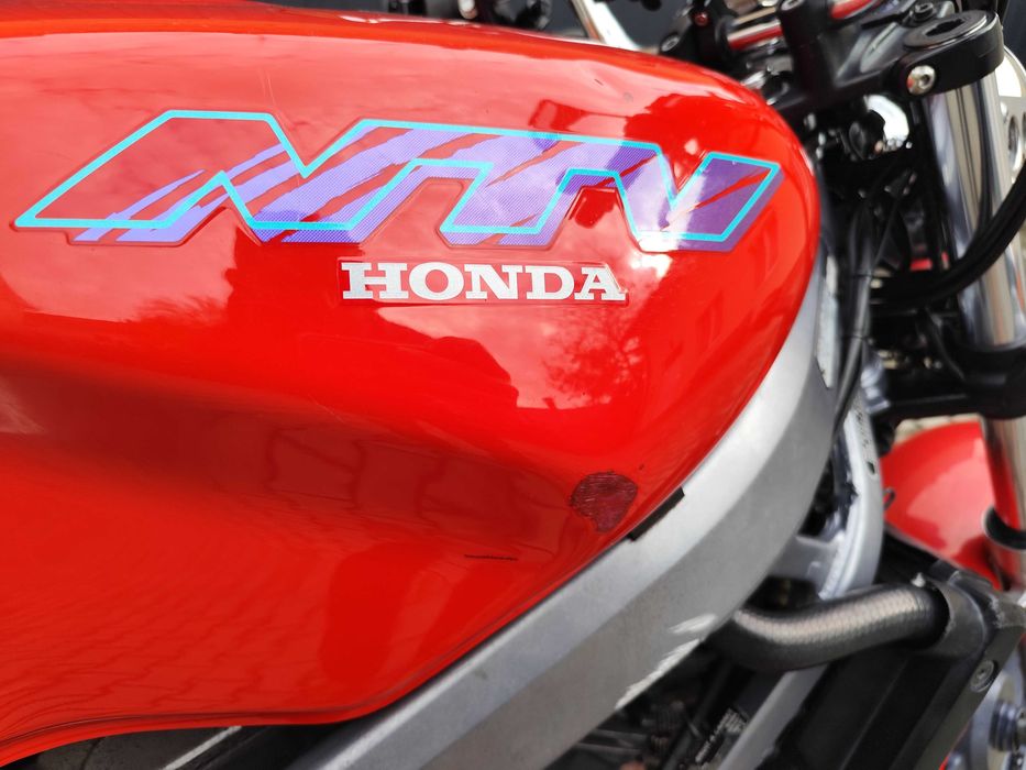 Honda NTV 650 Revere