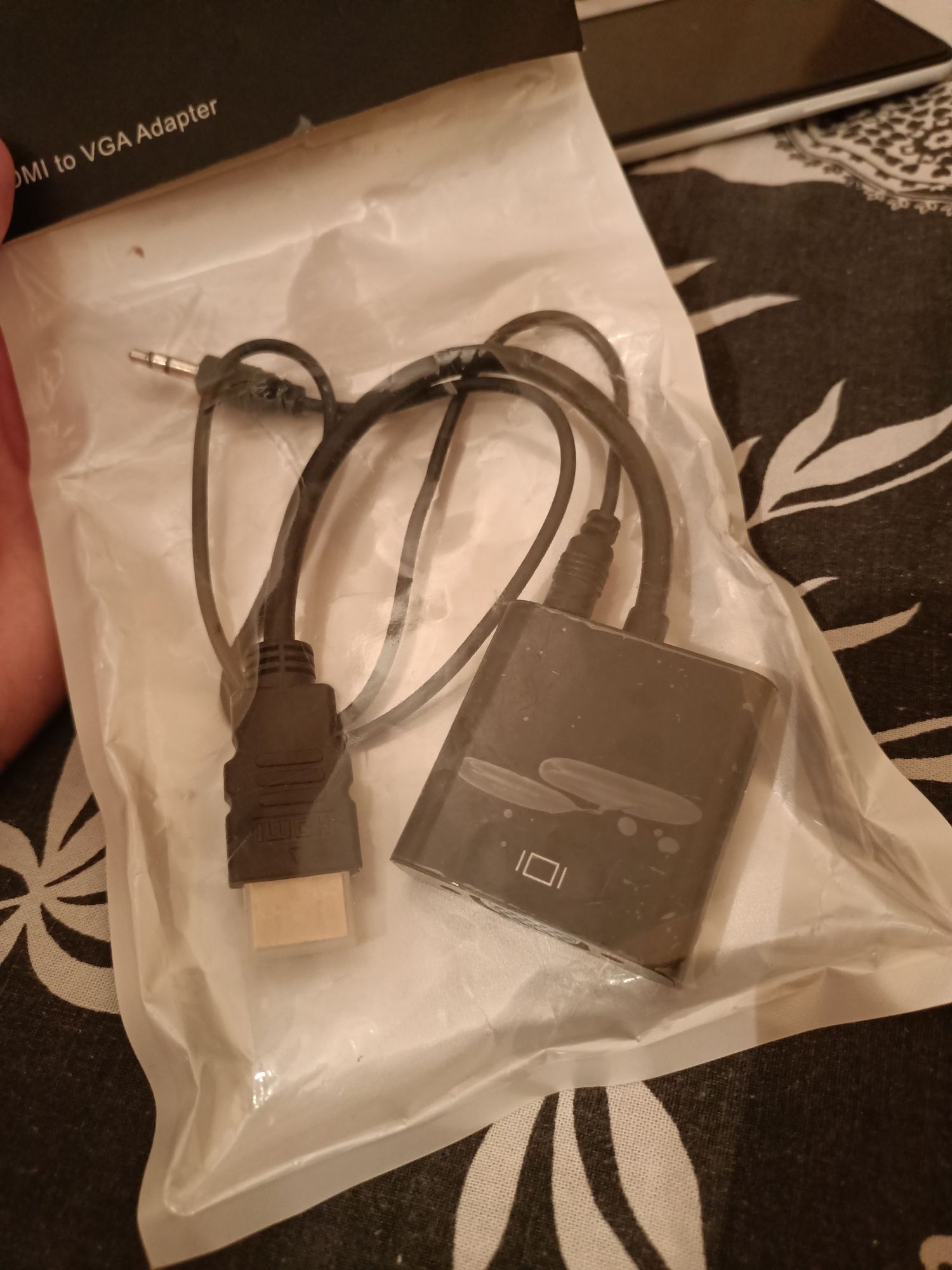 HDMI to VGA adapter