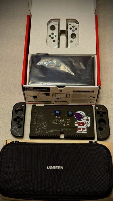 Nintendo switch oled + accesorii, in garantie, NSWOled