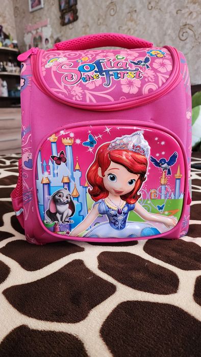 Продам портфель новый