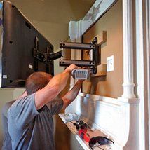 Установка телевизора на стену