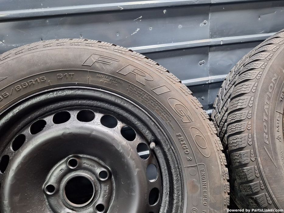 Jante de tabla cu cauciucuri de iarna 195/65R15 5x112 VOLKSWAGEN PASSAT B5.5 6Jx15H2 , ET37 3B0601027D