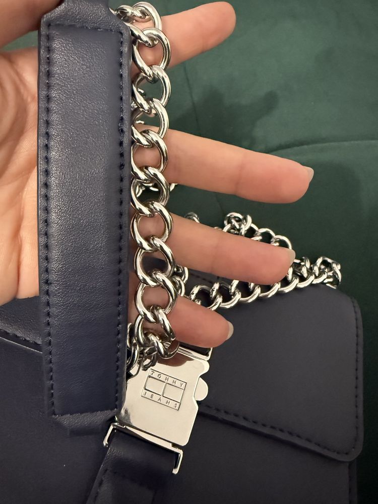 Geanta Tommy Hilfiger